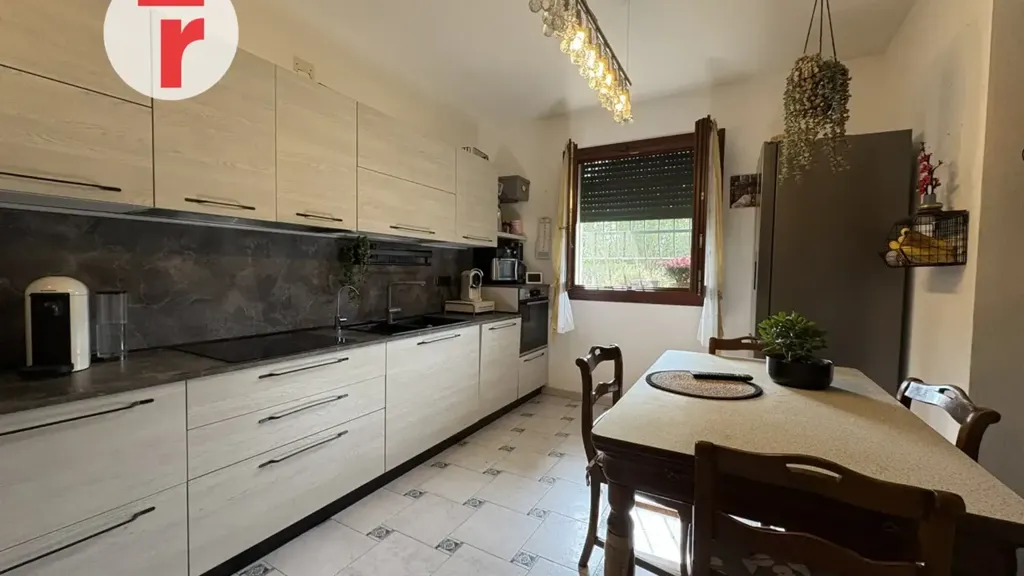 Maison 5 pièces à IT