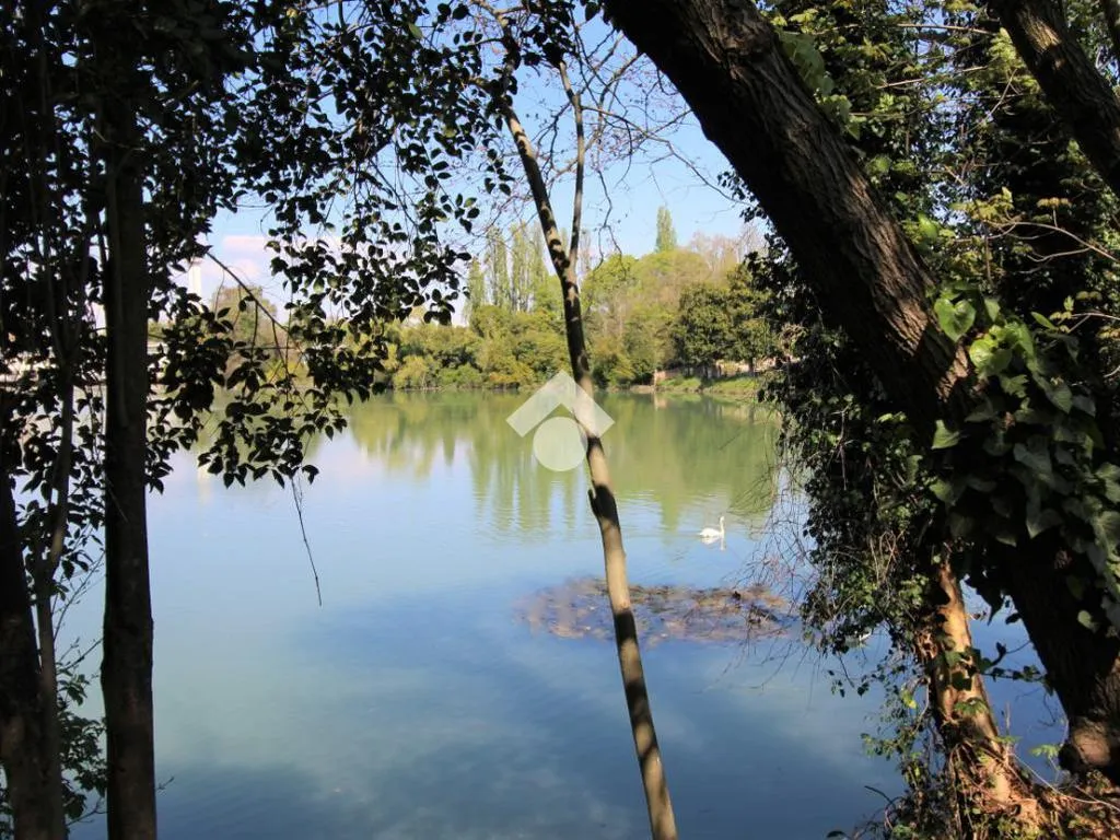 Renovated Villa with River View in Silea
