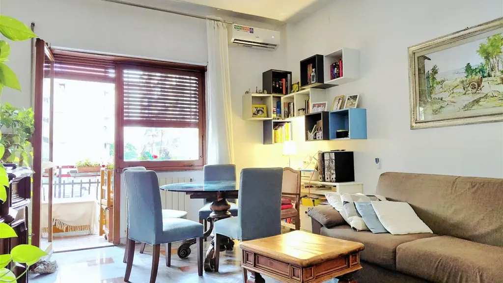 Soggiorno - Spacious Apartment with Terraces in Florence