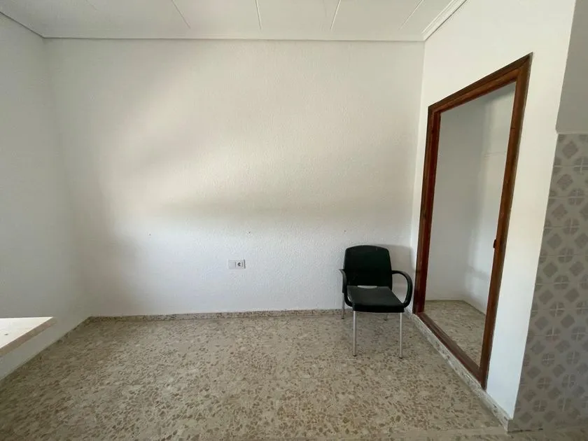 Toad - Hostel Chalet with Terrace in Albacete
