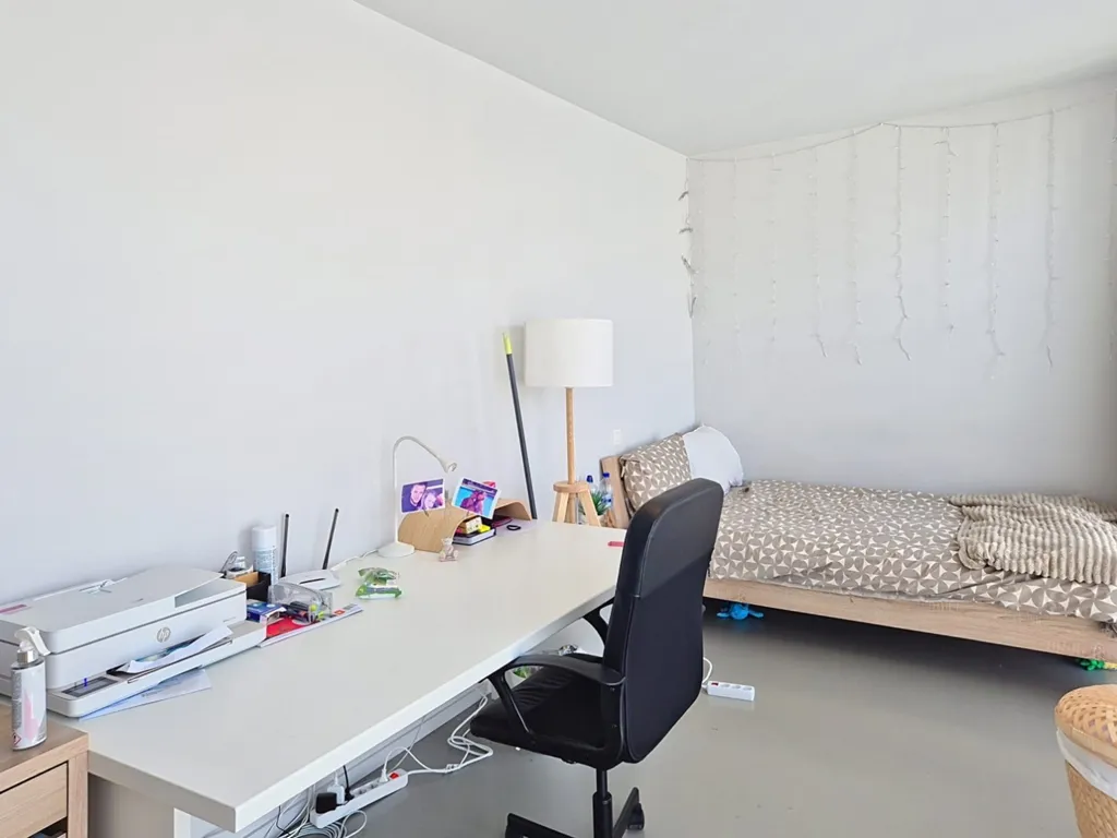 Chambres - Appartement Moderne avec Double Vitrage à Kortrijk