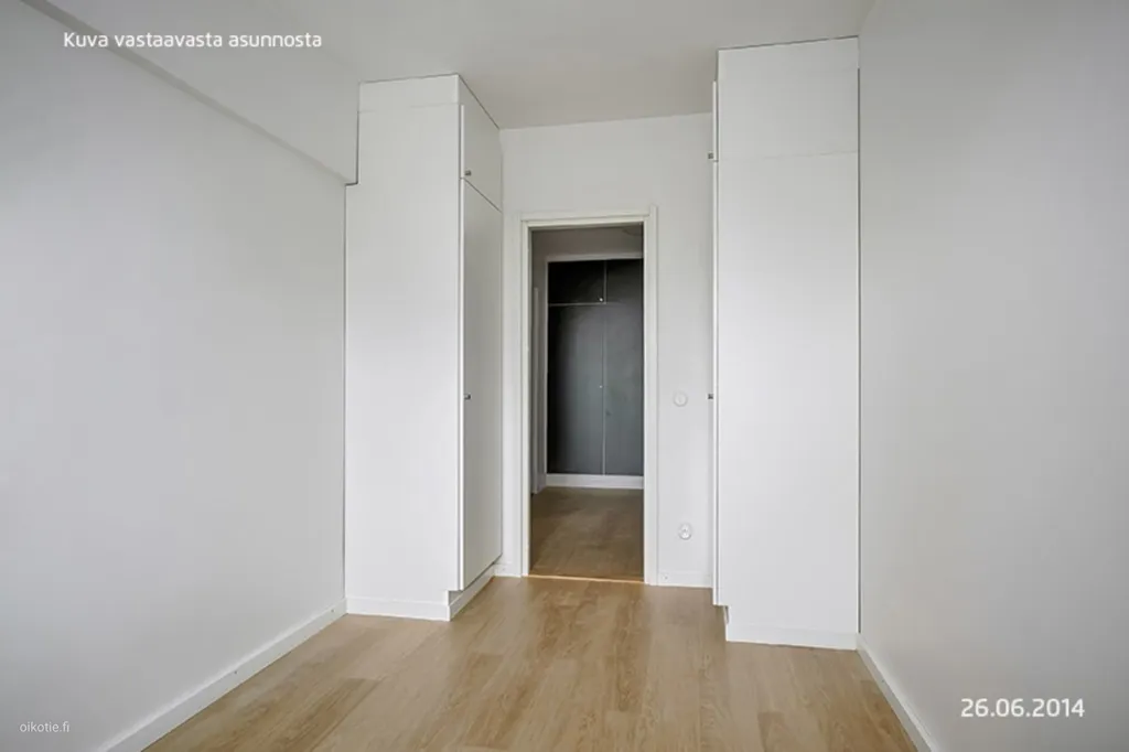 Esik - Modernised Apartment with Balcony in Tapiola