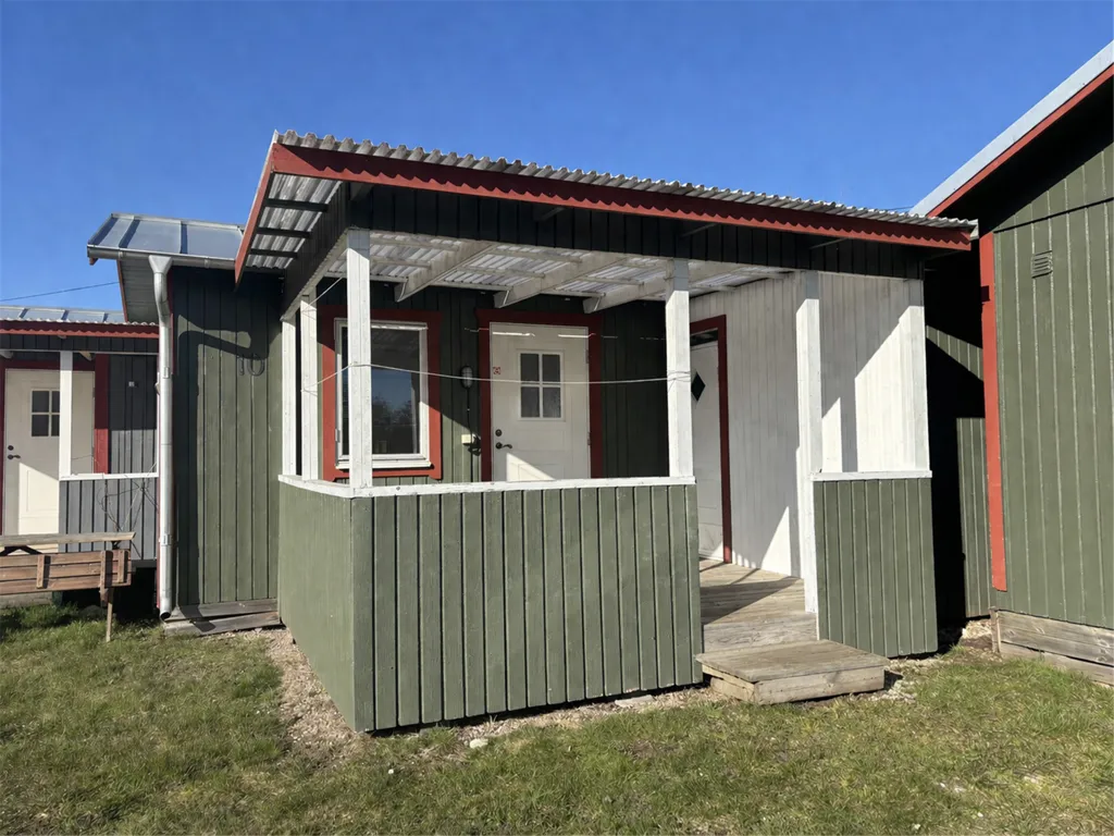 Välivaade - Cottage with Rental Potential in Löttorp