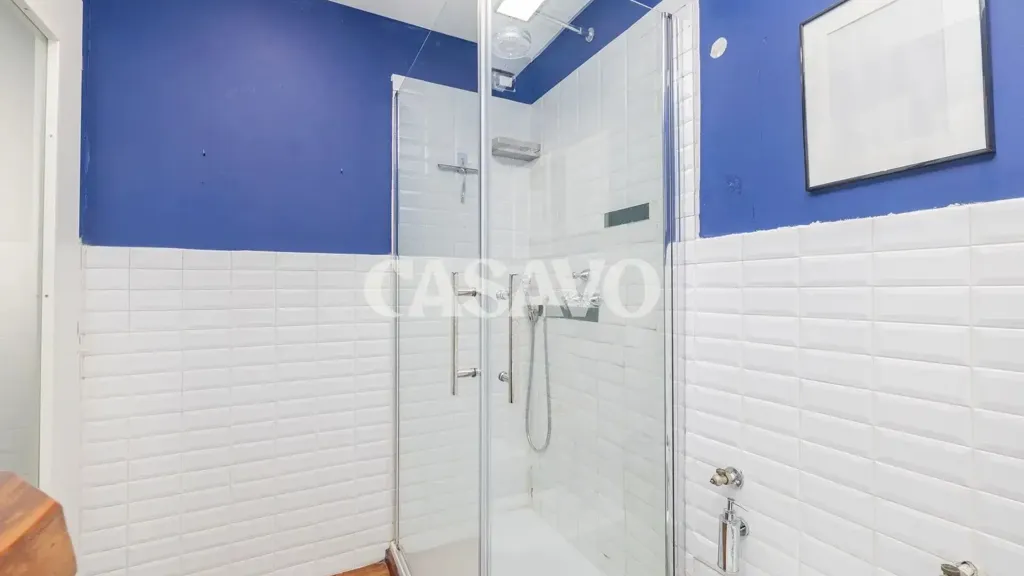 Vannitoad - Modernised Two-Bedroom in Milan's Via Verro