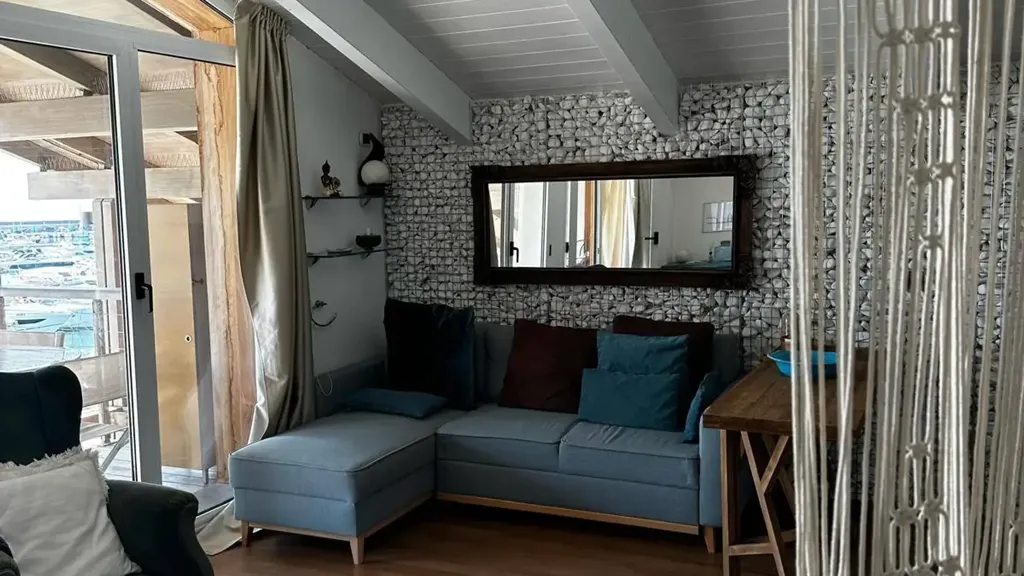 Soggiorno - Seafront Studio with Terrace in Varazze