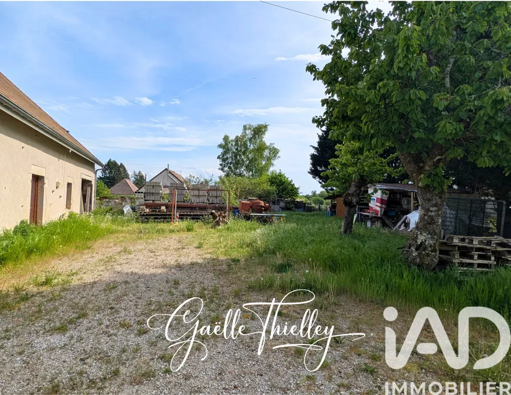 Giardino - Traditional Farmhouse with Potential in 89800