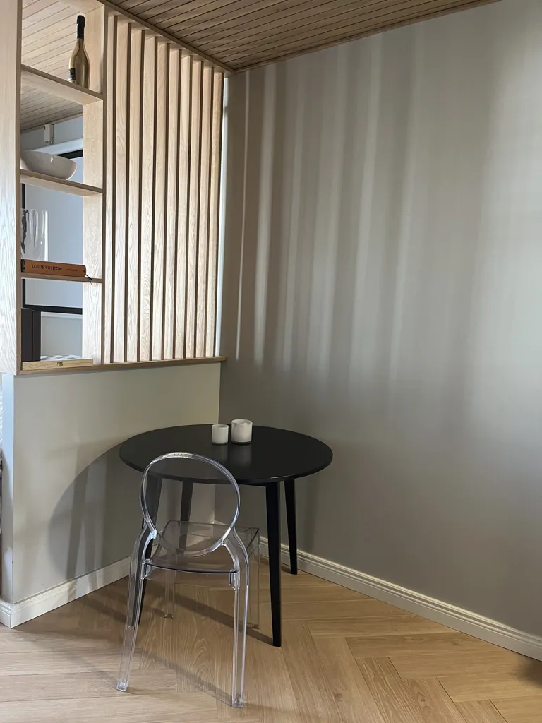 Söögituba - City Centre Studio with Balcony in Vaasa