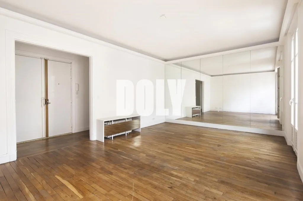 Séjour - Appartement 5 Pièces avec Ascenseur à Saint-Mandé