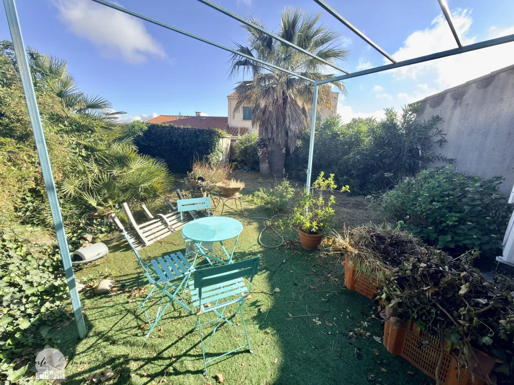 Terrass - Villa with South Terrace in Le Soler