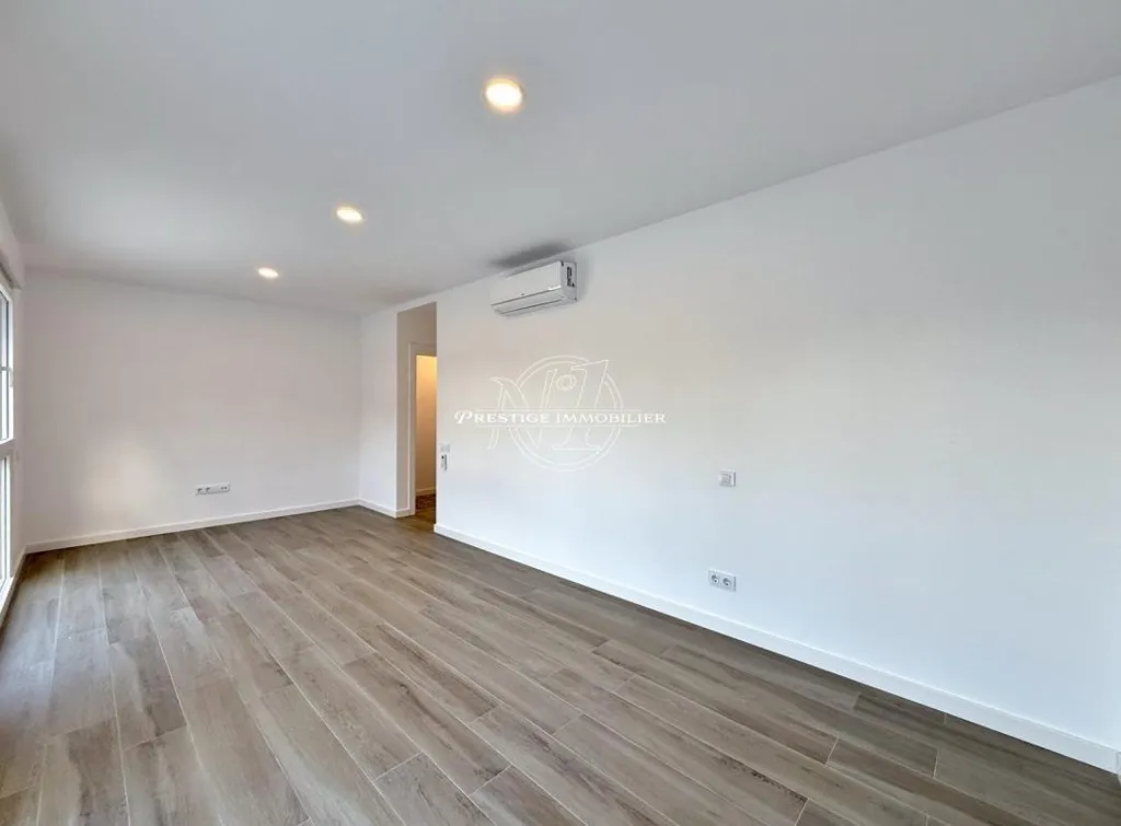 Pièces - Luxury Villa with Sea View in Llançà