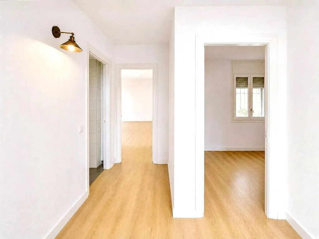 Esik - Reformed Seafront Flat in Mataró