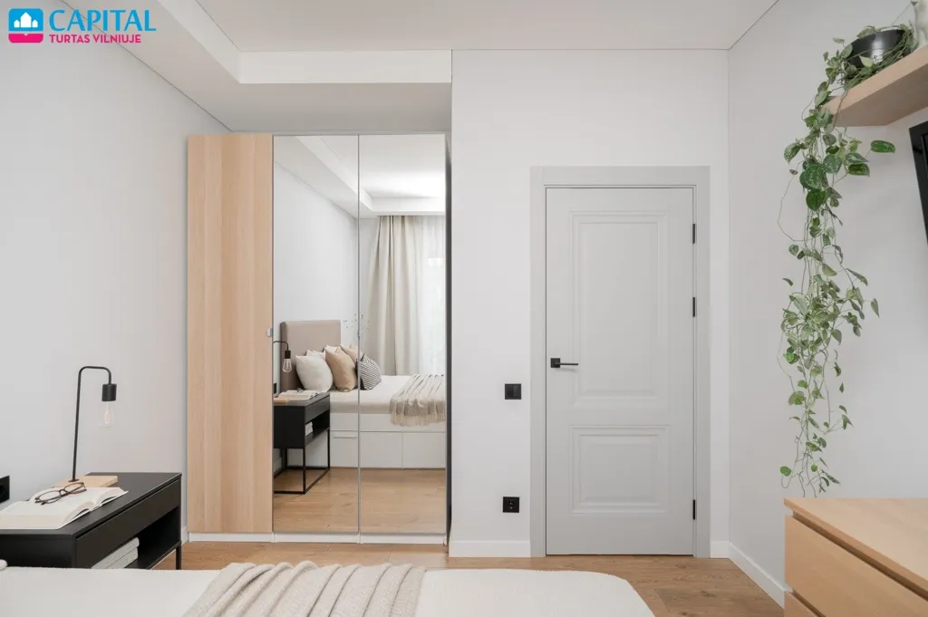 Magamistoad - 3-Bedroom Apartment with Balcony in Santariškės