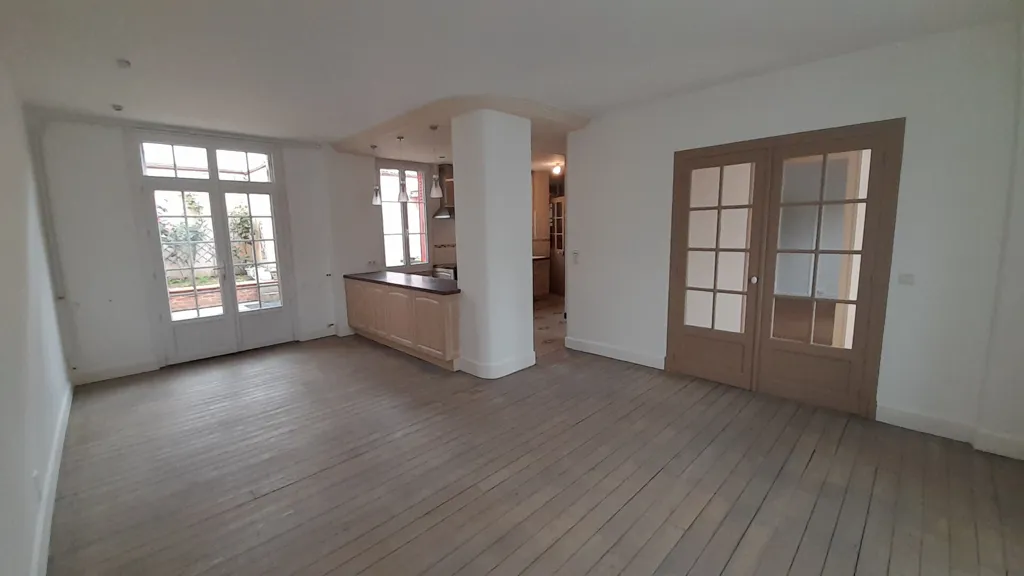 Séjour - Maison 3 Pièces avec Garage à Lamotte-Beuvron