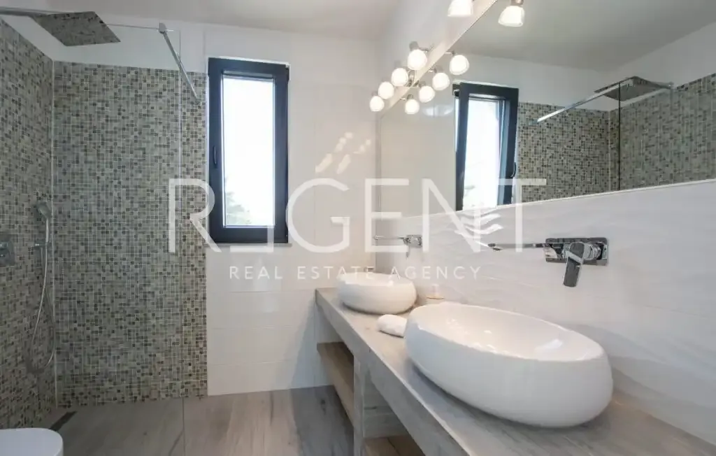 Salles de bain - Luxury Villa with Sea View near Split