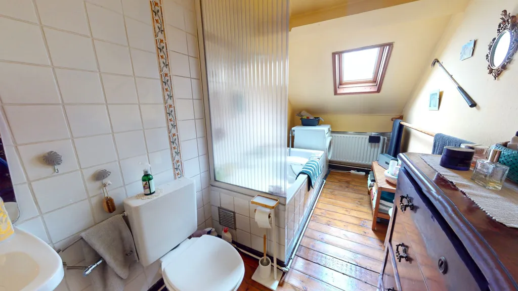 Salles de bain - Maison Unifamiliale avec Jardin à Forest