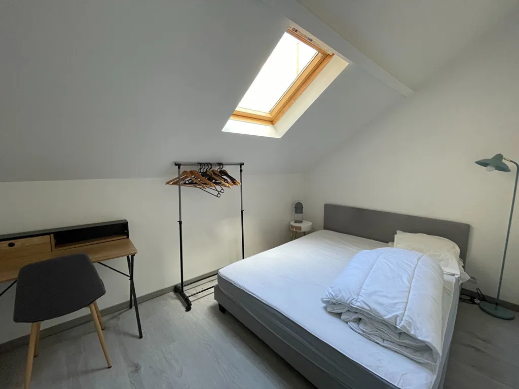 Chambres - Appartement Meublé Refait à Neuf à Danton
