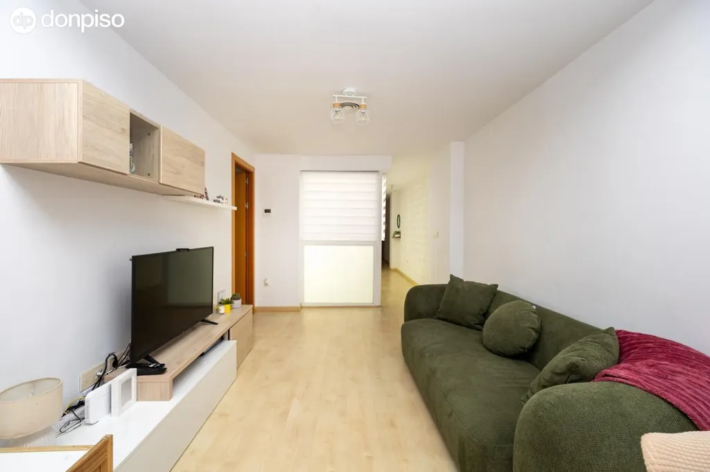 Elutuba - Semi-New Flat with Terrace in Las Gabias