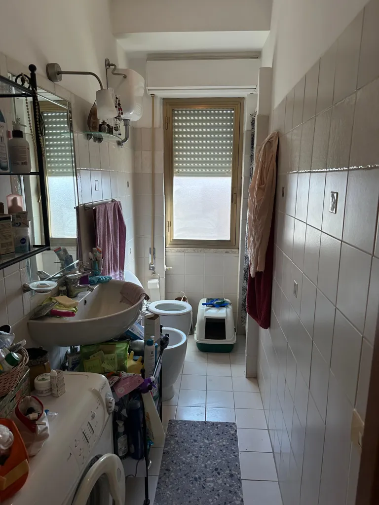 Salles de bain - Apartment with Balcony in Nettuno