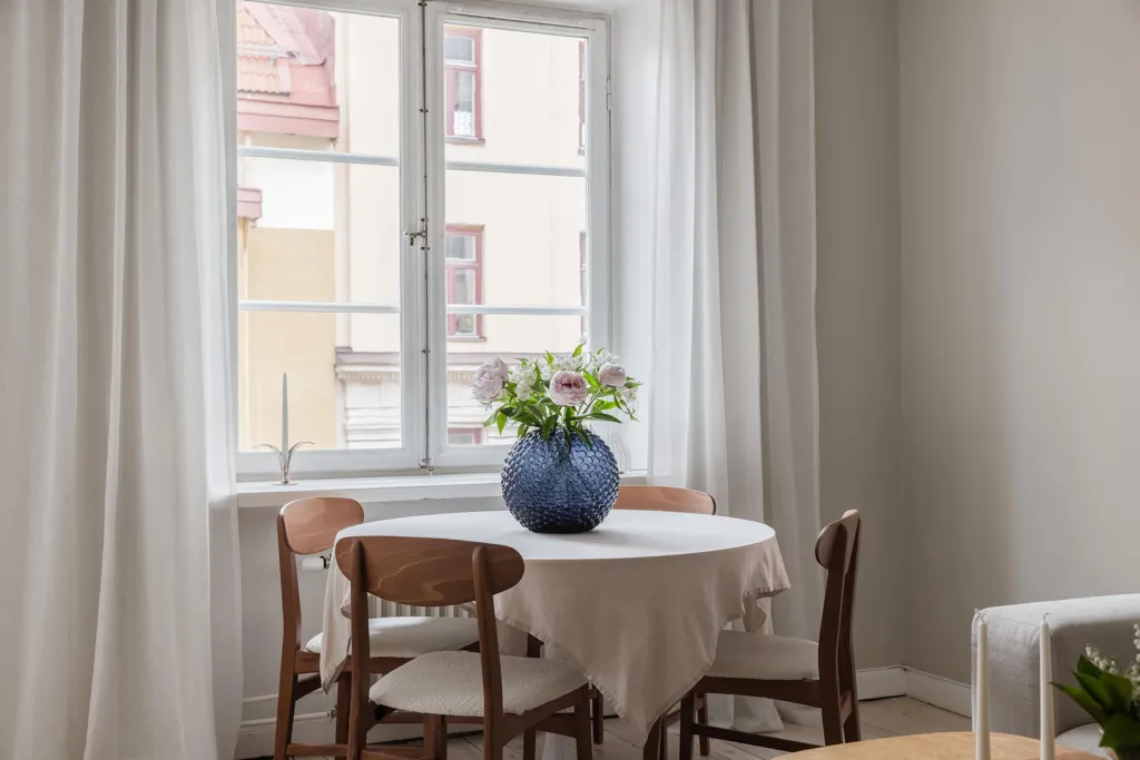 Söögituba - Twin-Unit Flat with City Views in Vasastan