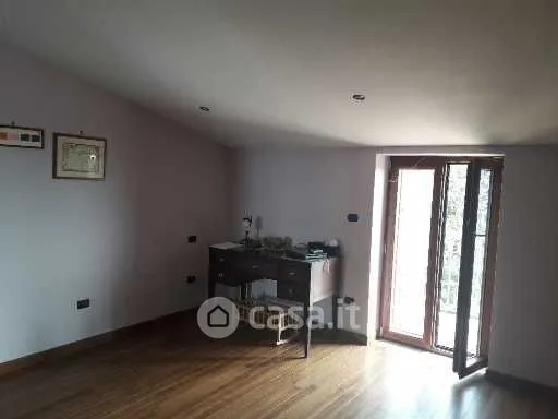 Toad - Independent Villa with Balcony in Summonte Centre