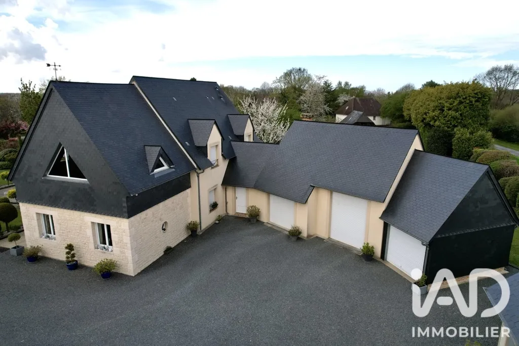Õhuvaade - Architectural House with Pool near Honfleur