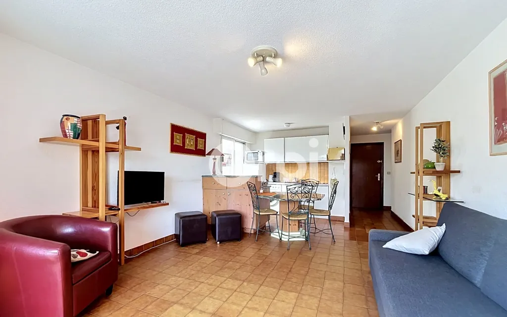 Séjour - Appartement T2 avec Terrasse à Sainte-Maxime