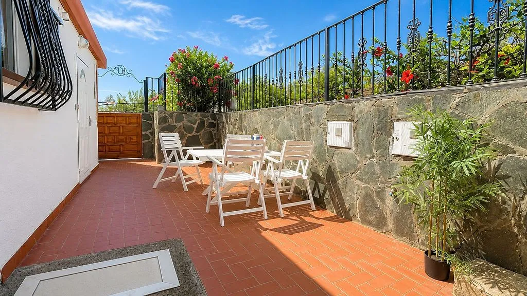 Terrasse - Bungalow with Pool and Terrace in Rocas Rojas