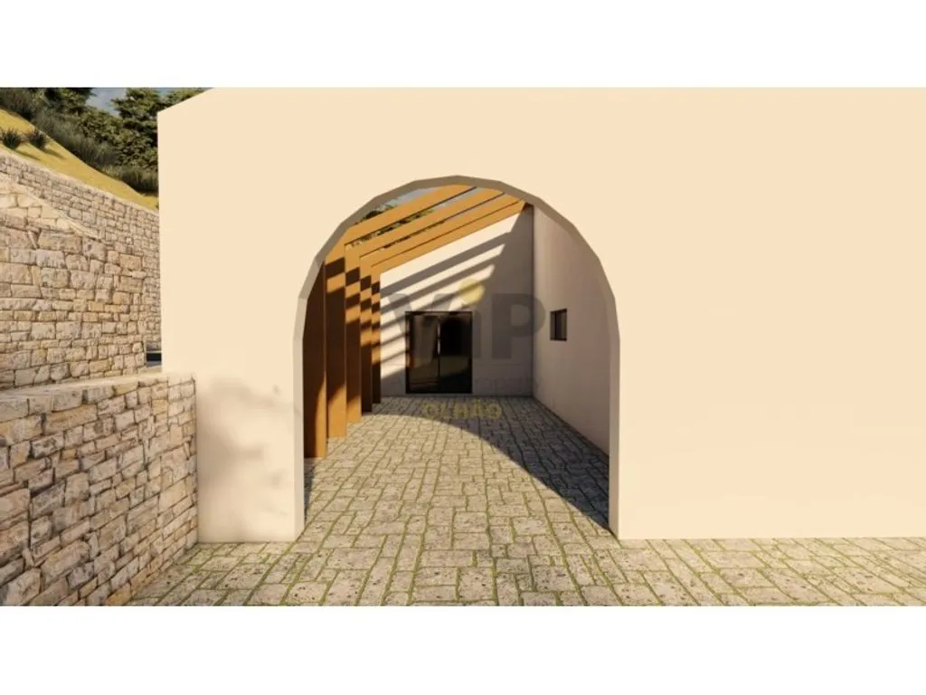 Land with Sea Views near Faro