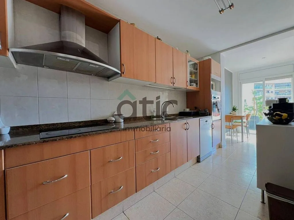 Kitchen - Ground Floor Flat with Terrace in Manresa