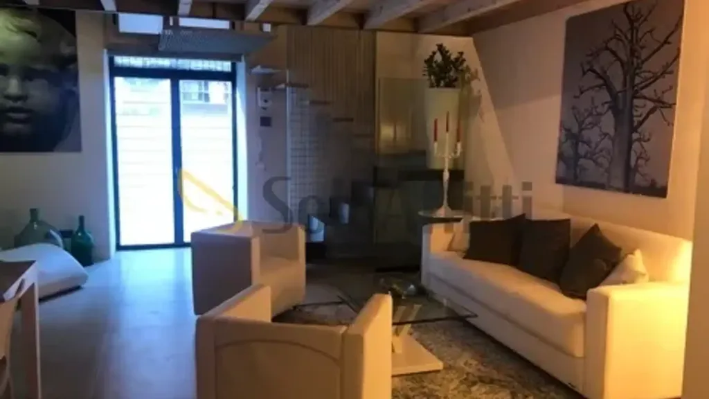 Séjour - Fully Furnished Duplex in Catania's Historic Centre