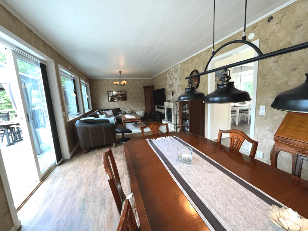 Salle à manger - Development Opportunity with Golf Club Proximity in Åkersberga
