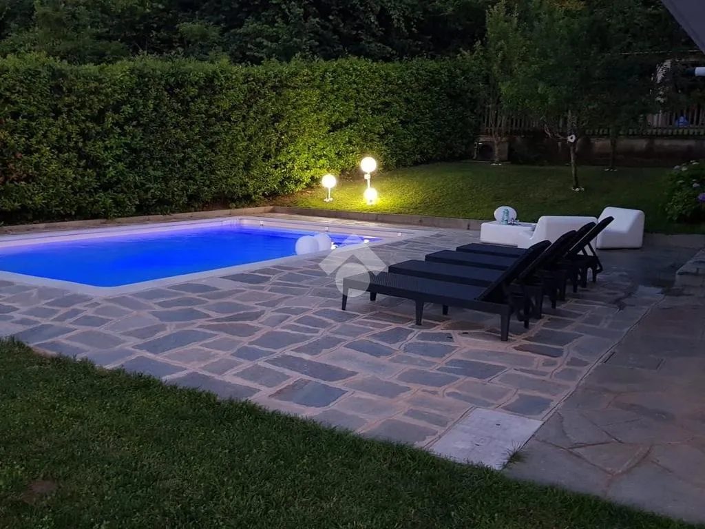 Piscine - Panoramic Villa with Pool in Reano