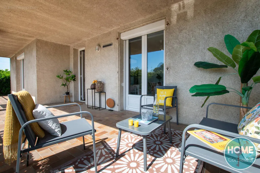 Terrazza - Villa with Amenable Basement in Cugnaux