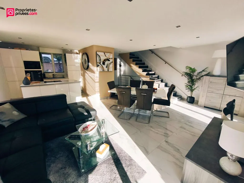Séjour - Maison Moderne avec Piscine à Vidauban