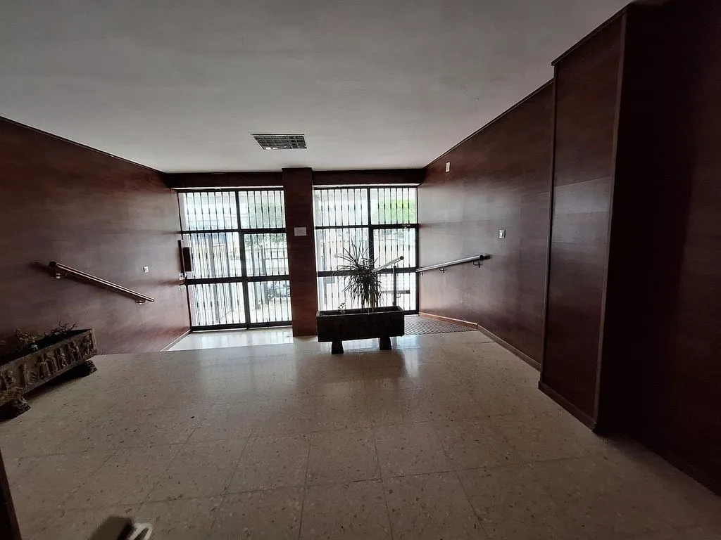 Ingresso - Flat with Terrace and Balcony in West
