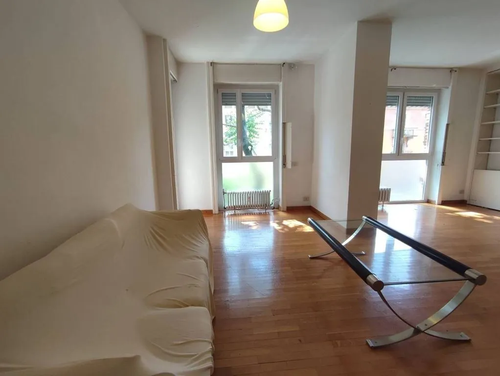 Elutuba - Luxury Trilocale with Balcony in Milan
