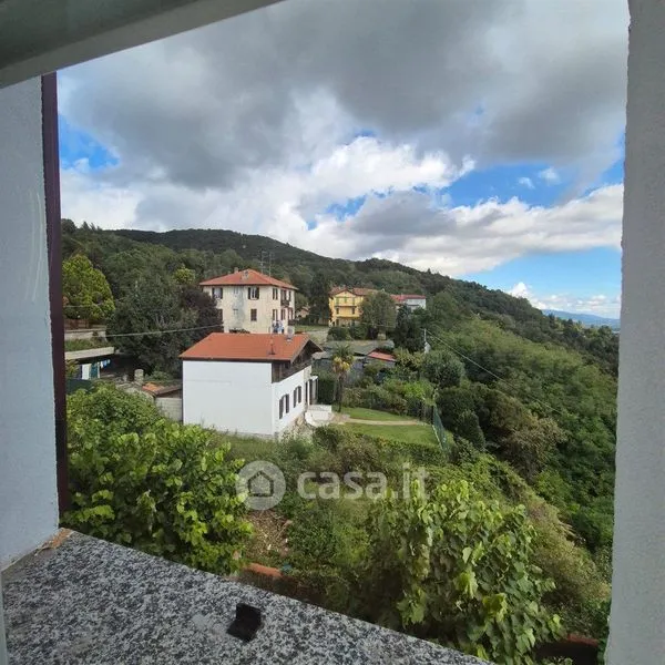 Balcon - Duplex with Garden View in Camnago Volta, Como