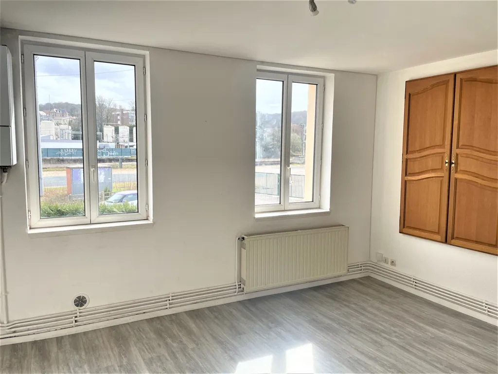 Rooms - Ground Floor Apartment with Balcony in Déville-Lès-Rouen