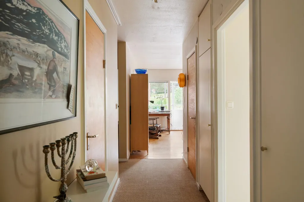 Entrée - Apartment with Balcony in Liseberg, Älvsjö