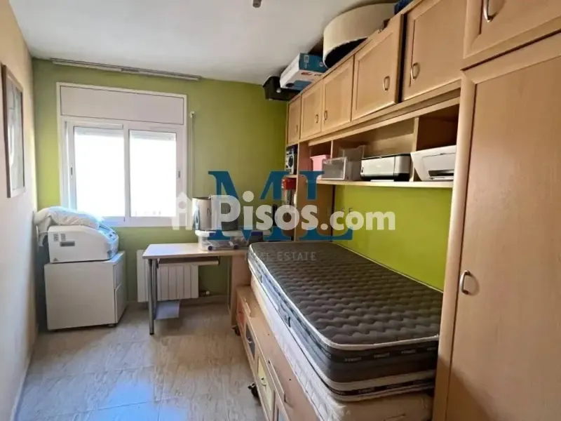 Magamistoad - Corner Semi-detached House with Terrace in Sant Pere de Ribes