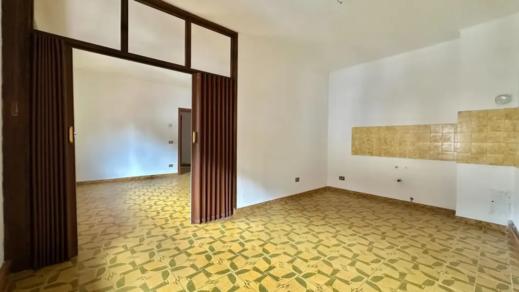 Pièces - Bright Apartment with Parking in Pontebba