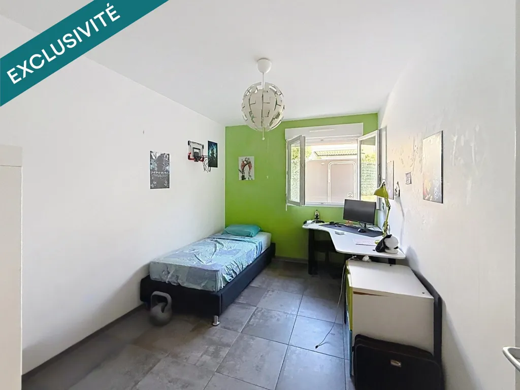 Chambres - Maison Plain-Pied avec Piscine à Viens