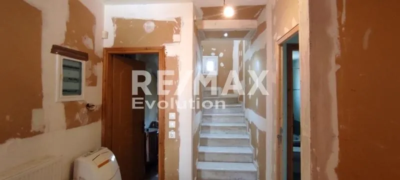 hallway_entrance