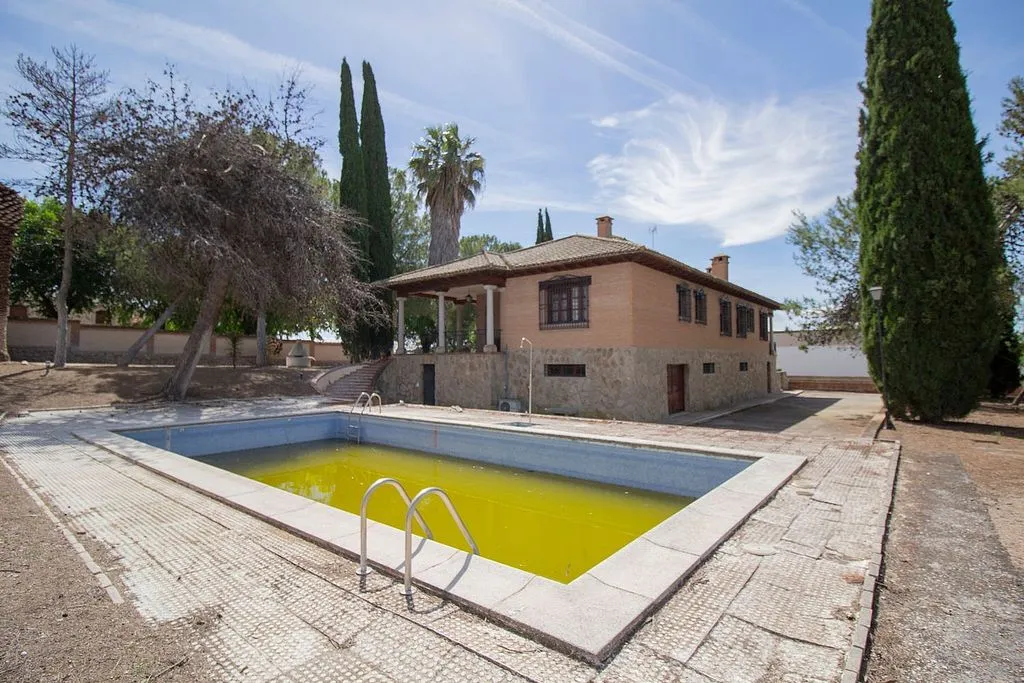 Piscine - Rustic House with Pool and Terrace in Carmena
