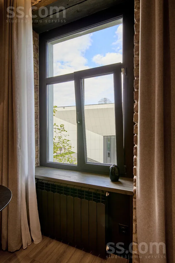 Pièces - Two-Bedroom Flat in Jugendstil Building, Riga Centre