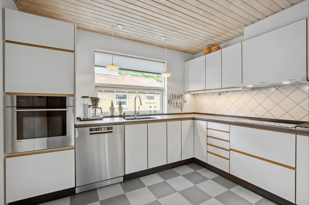 Cucina - Villa with Attractive Location in Skovhaven