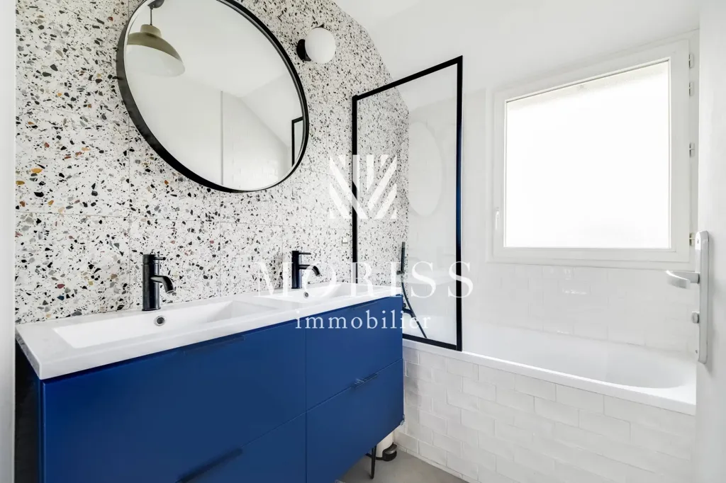 Vannitoad - Duplex with Cathedral Ceiling and Eiffel View in Saint-Ouen