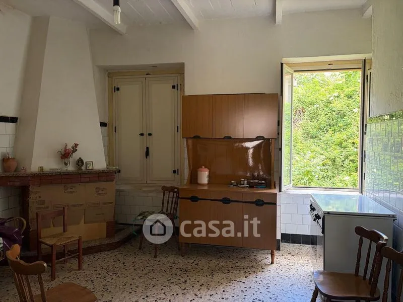 Cuisine - Quadrilocale with Balconies in Falerna