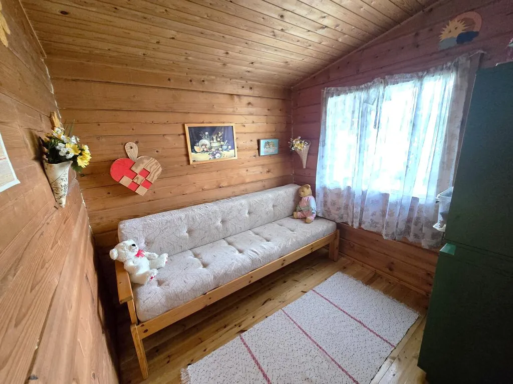 Magamistoad - Cottage with Private Lakefront in Kynsivesi