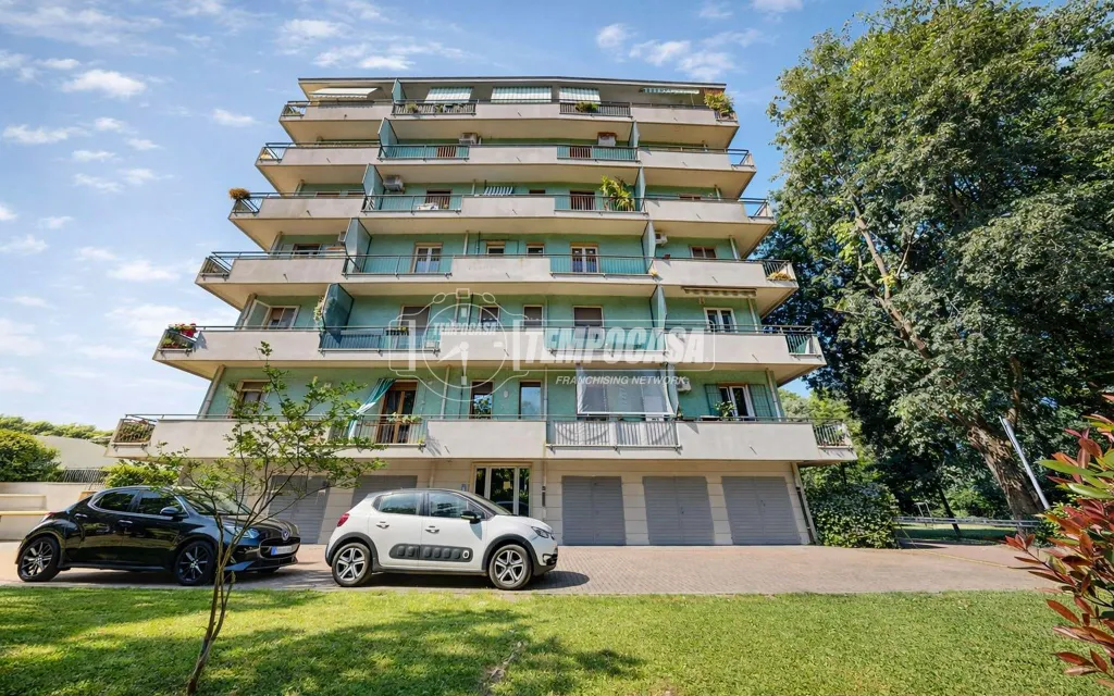Exterior - Trilocale with Lake View in Mantua